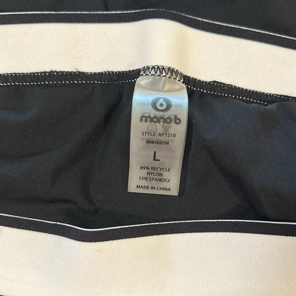 Mono B Clean Lines Skort Size L Black Pull On Style White Stripe Elastic Waist - Picture 9 of 12